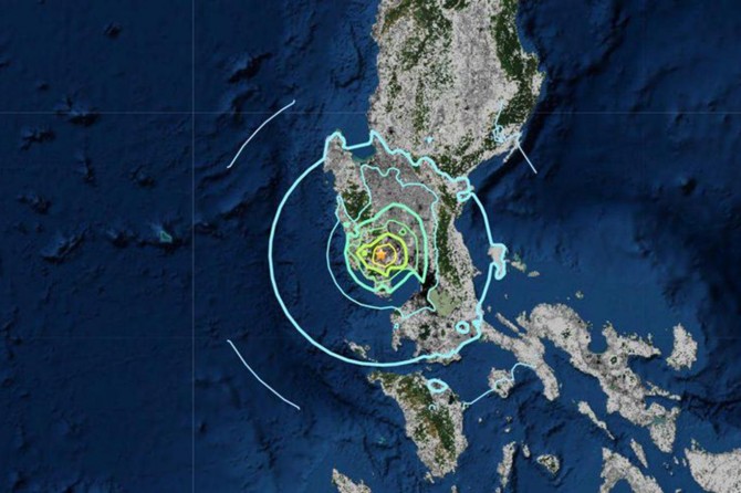 Filipinler'de 6,4 büyüklüğünde deprem