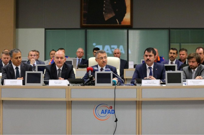 Cumhurbaşkanı Yardımcısı Oktay: 3 GSM operatörü ortak hat kuracak