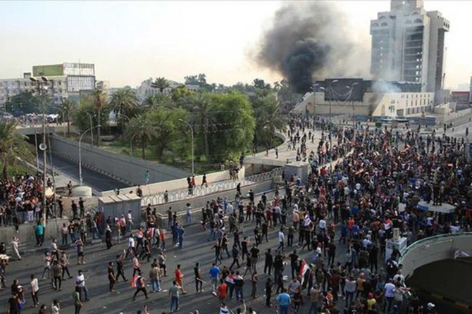Irak'ta protestolara sert müdahale: 3 ölü
