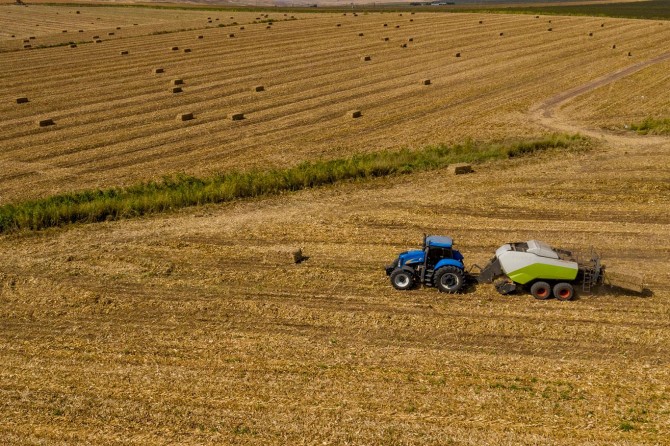 Anız yangınlarına karşı tarlalar temizleniyor
