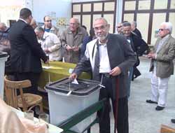 Mısır'da Yeni Anayasaya Yüzde 71 Evet