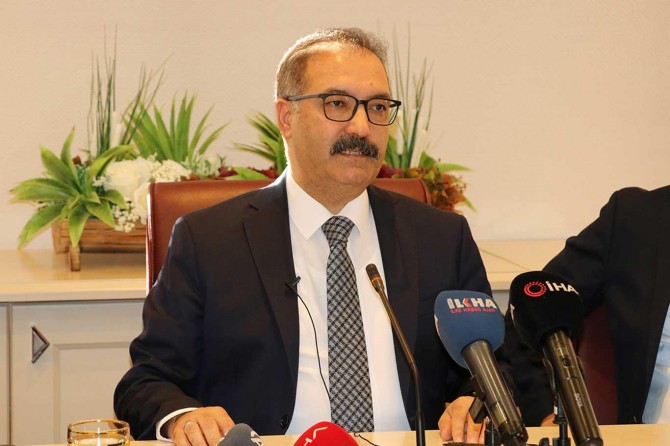 Rektör Gür'den ilk kez Suriye'de açılacak fakültelere ilişkin açıklama