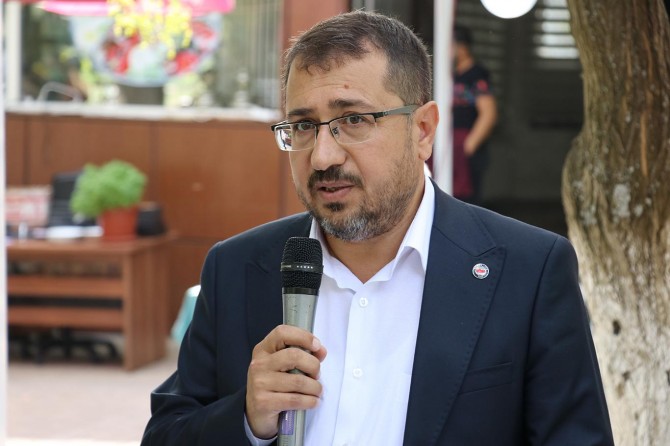 Güzel hasletlerin kazanıldığı en güzel mekânlar camilerdir