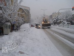 Bingöl'de Kar Yağışı Hayatı Felç Etti