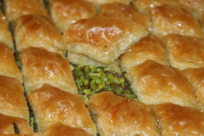 Baklava satıcılarına “kutu darası” uyarısı