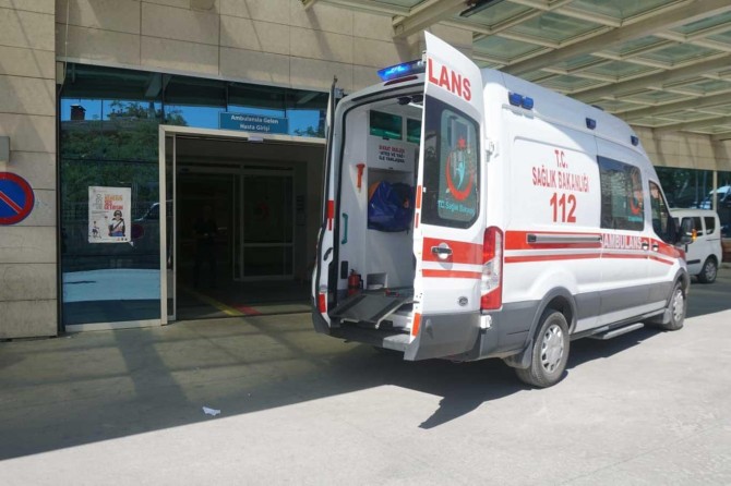 Li Sêrtê di navbera du malbatan pevçûn: 3 birîndar