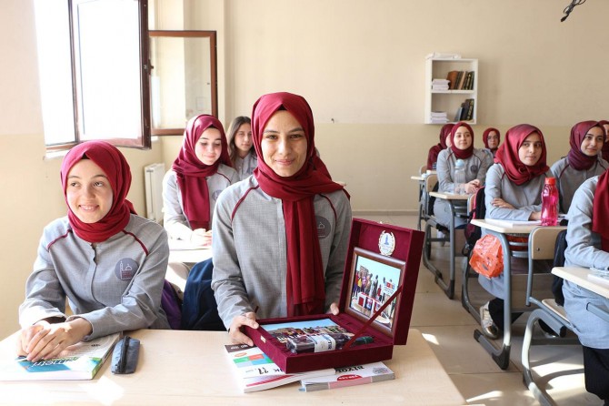 Kermes geliriyle Afrika'da su kuyusu açtılar