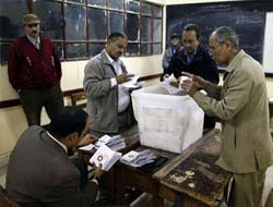 Mısır Yüksek Seçim Kurulu, Usulsüzlük İddialarını Yalanladı