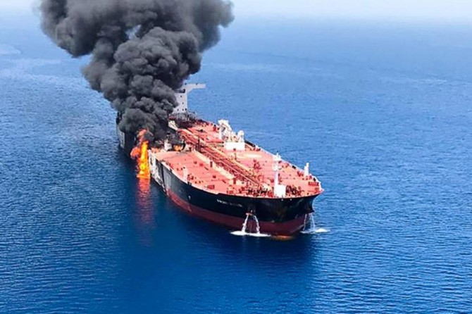 İran tankerinde patlama