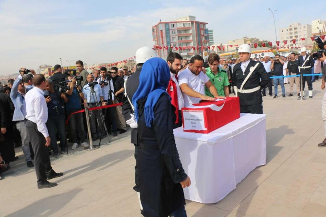 Muhammed bebek dualarla uğurlandı