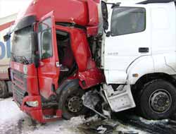 Van'da Trafik Kazası: 1 Ölü 1 Yaralı