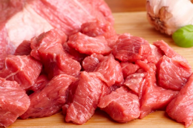 Ete köfteye domuz eti katıyorlar