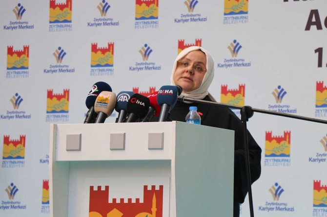 ​Bakan Selçuk: 7 yılda bir milyon 200 bin kişiyi aktif işgücünden faydalandırdık