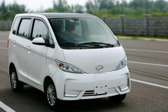 Şarj etmeden 20 km yol gidebilen elektrikli araç üretildi