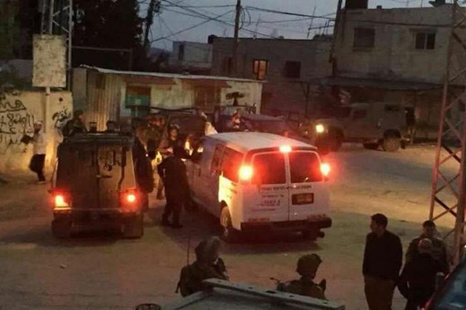 Zionists detains 14 Palestinians