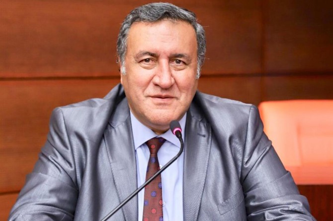 3 milyon 300 bin kişinin banka hesapları bloke edildi