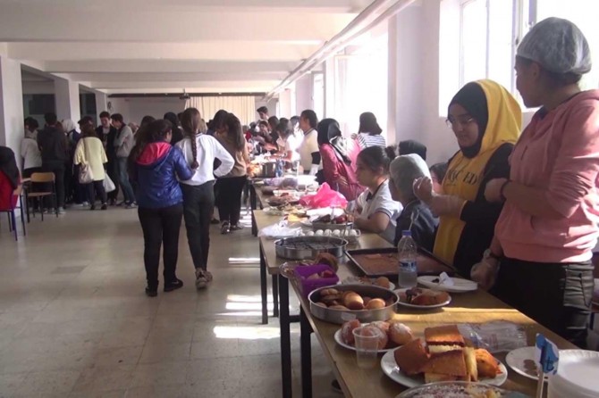 Öğrencilerimizde vicdan oluşumunu destekliyoruz