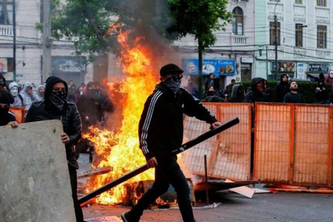 Şili’de ölen göstericilerin sayısı 19'a yükseldi