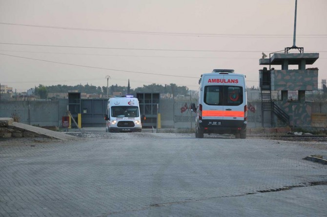 Tel Abyad'da siviller hedef alındı: Bir ölü 4 yaralı
