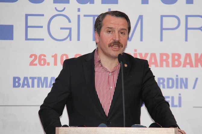 Eğitim Bir Sen 10. Bölge toplantısını Diyarbakır’da gerçekleştirdi