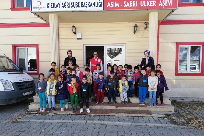 Ağrı'da Kızılay Haftası etkinlikleri