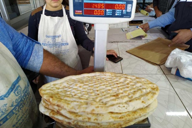 Gaziantep'te pide fırınlarına gramaj denetimi