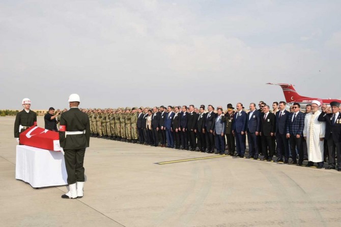 Resulayn'da hayatını kaybeden asker memleketine uğurlandı