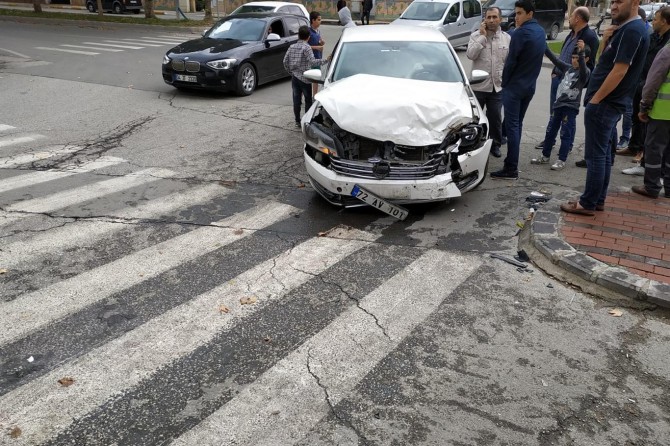 Batman'da maddi hasarlı kaza