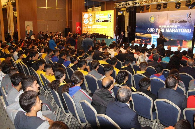 ​Diyarbakır'daki spor kulüplerine 5 milyon 200 bin liralık destek