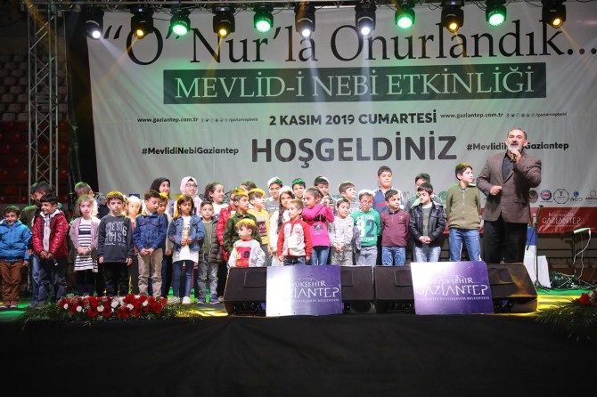 Hazreti Muhammed tüm insanlık için en güzel örnektir