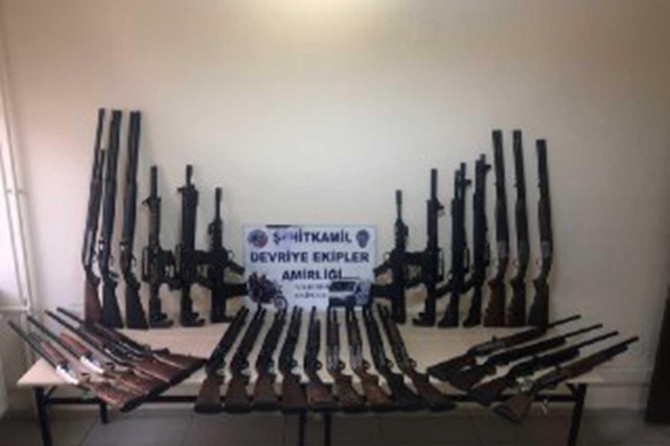 Gaziantep'te kumar, uyuşturucu ve hırsızlık operasyonları: 257 kişi hakkında işlem