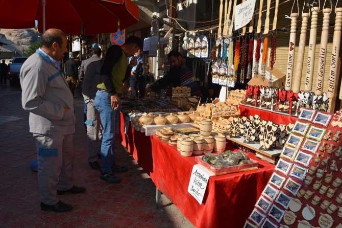 Hasankeyf esnafının çaresiz bekleyişi sürüyor