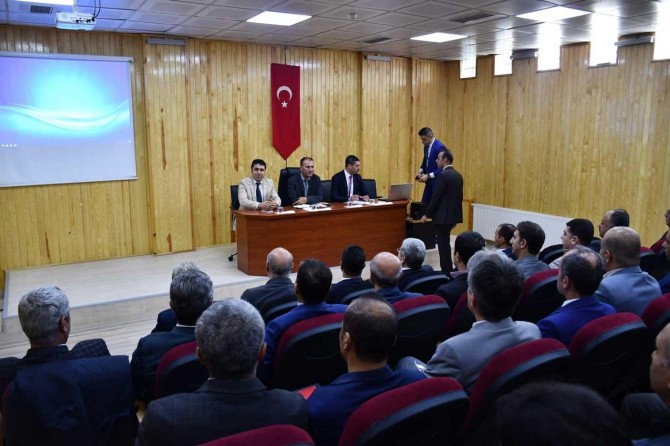 'Geleceğin becerileriyle donanmış nitelikli ve ahlaklı öğrenciler yetiştirilmeli'