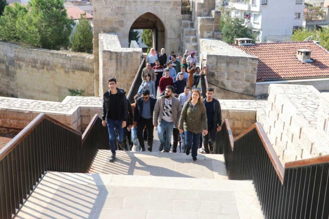 Yabancı öğrencilere Gaziantep tanıtılıyor