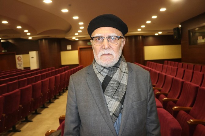 İdarecilere karşı tavrımızı net bir şekilde ortaya koymalıyız