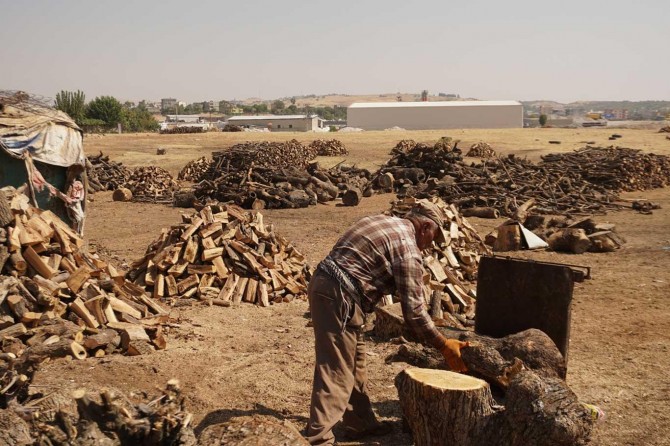 Siirt'te odun ve kömüre rağbet var
