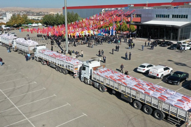 ​Çiftçilere hububat ve mercimek tohumu desteği