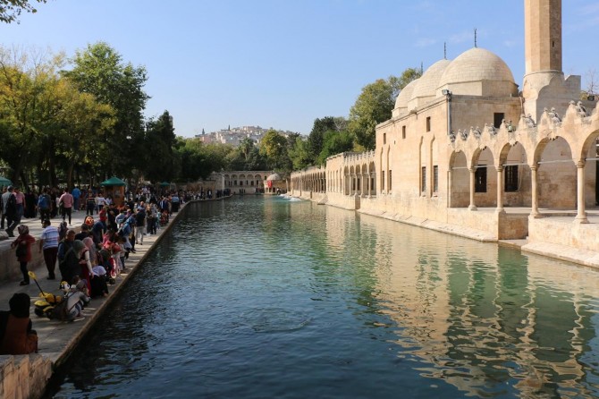 Balıklıgöl’de hafta sonu yoğunluğu