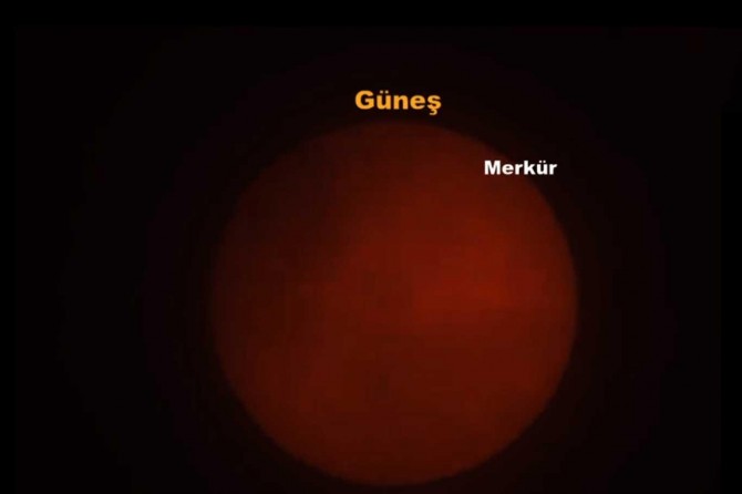 Merkür, Güneş'in önünden geçti
