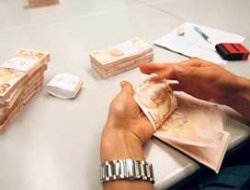 5 TL ile 50 TL'nin renkleri değişiyor