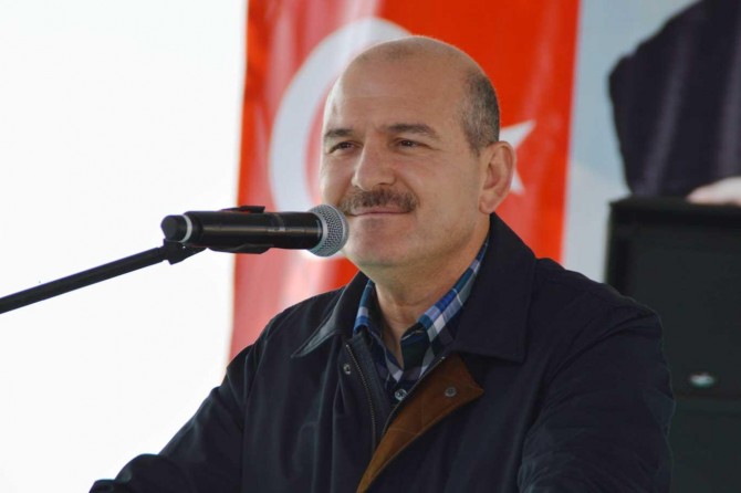 ​Bakan Soylu: Aileler çocuklarına 'teslim olun' diyor