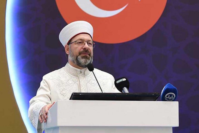 Erbaş: Toplumsal değişimin yasalarını doğru okumalıyız