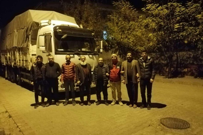 Bingöl'den Suriyeliler için yardım TIR'ı