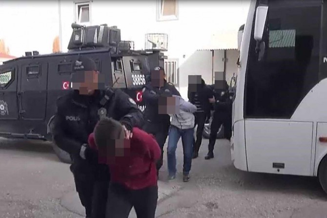 Van'da PKK operasyonu: 20 gözaltı