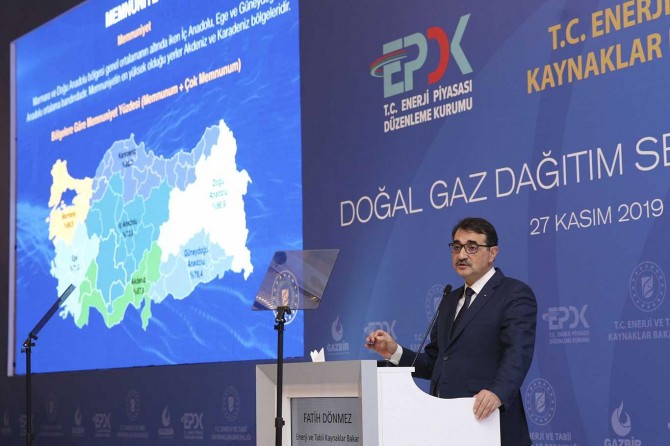 Bakan Dönmez: Yılsonunda 40 yerleşim yerine doğal gaz arzını tamamlamış olacağız
