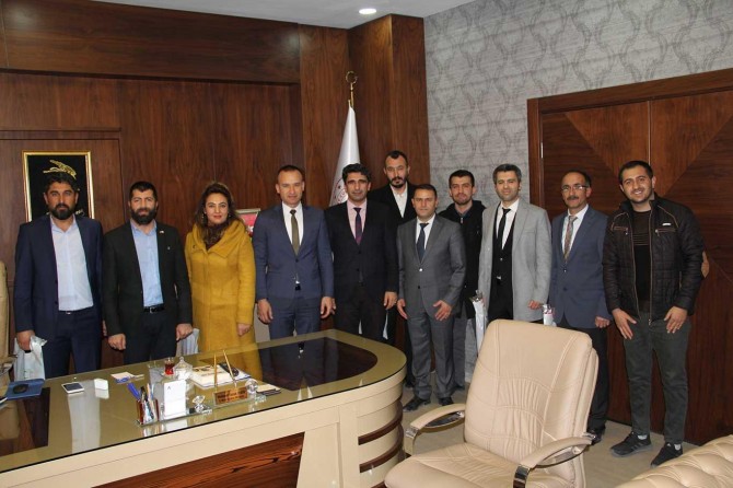 Ağrı'da sigarayı bırakan öğretmenler ödüllendirildi