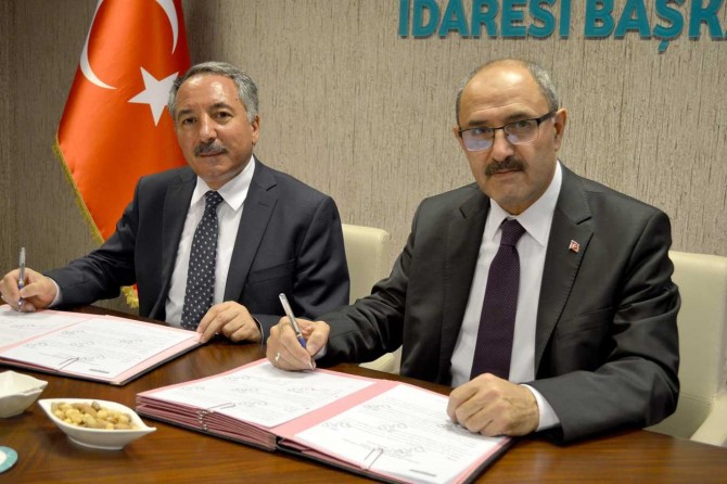 Ağrı İbrahim Çeçen Üniversitesinde güneş enerji santrali kuruluyor