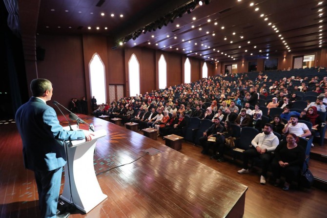 Evlilikte sabır ve sadakat çok önemli