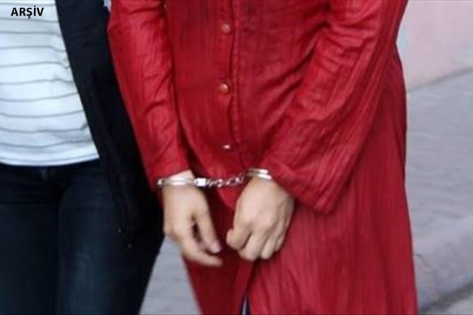 Suriye'de yakalanan DAİŞ'li 2 kadın tutuklandı