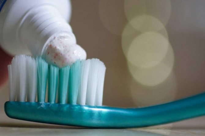 Dişlerini fırçala Alzheimer’ı ertele